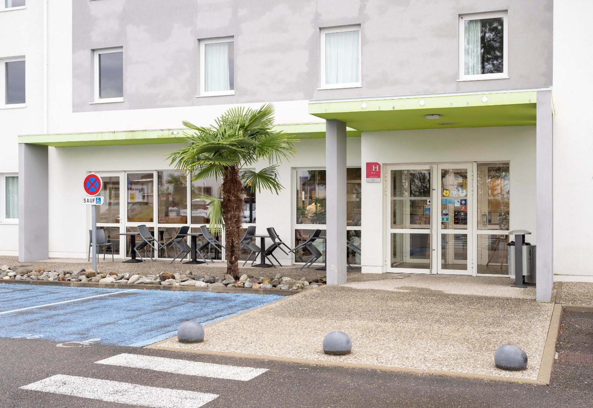 B&B Hotel Mont-De-Marsan Saint-Avit  ภายนอก รูปภาพ