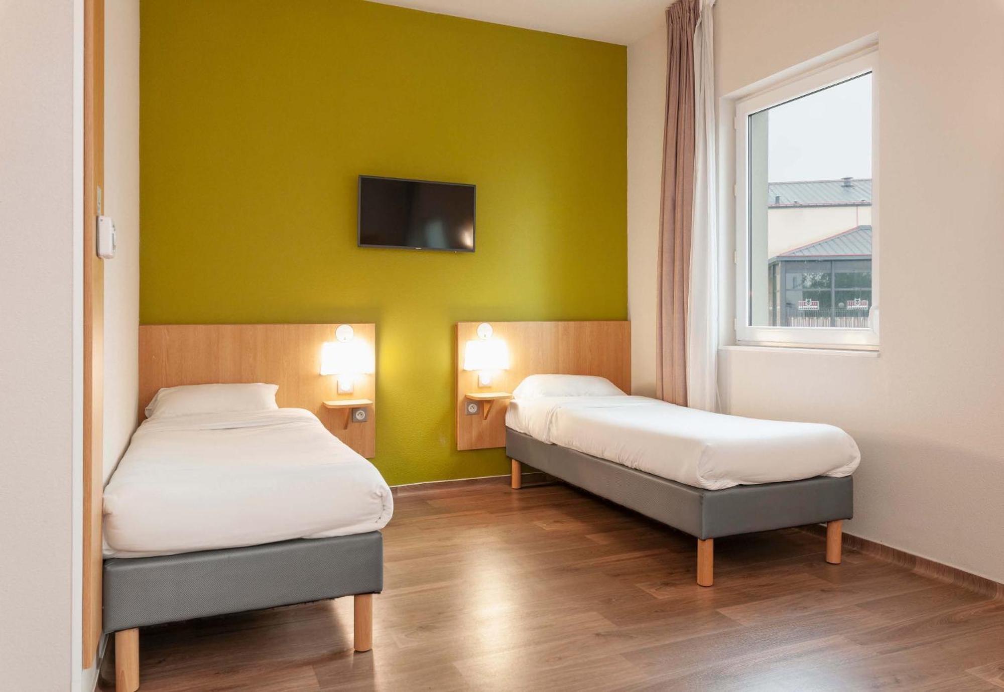 B&B Hotel Mont-De-Marsan Saint-Avit  ภายนอก รูปภาพ
