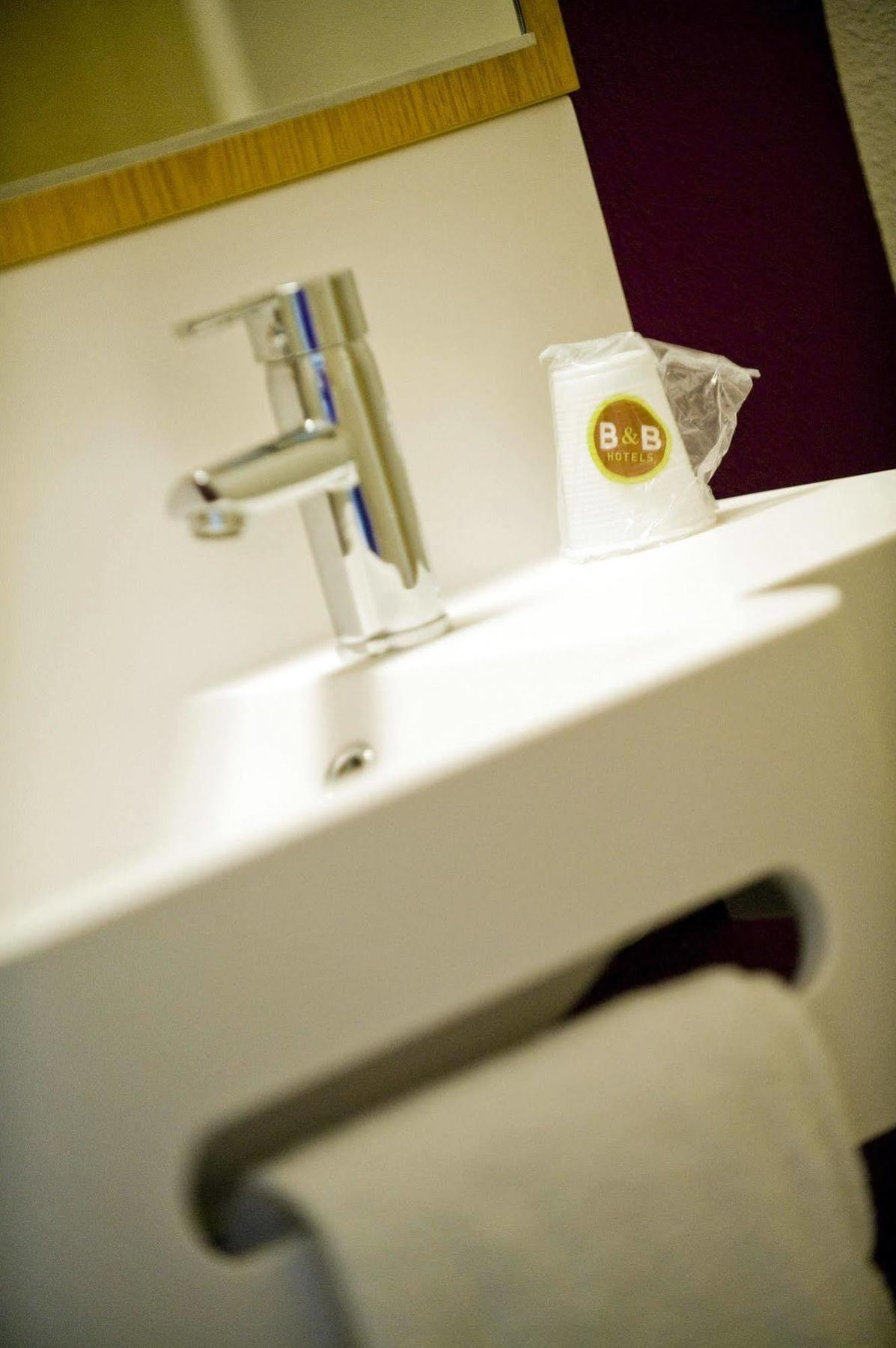 B&B Hotel Mont-De-Marsan Saint-Avit  ภายนอก รูปภาพ